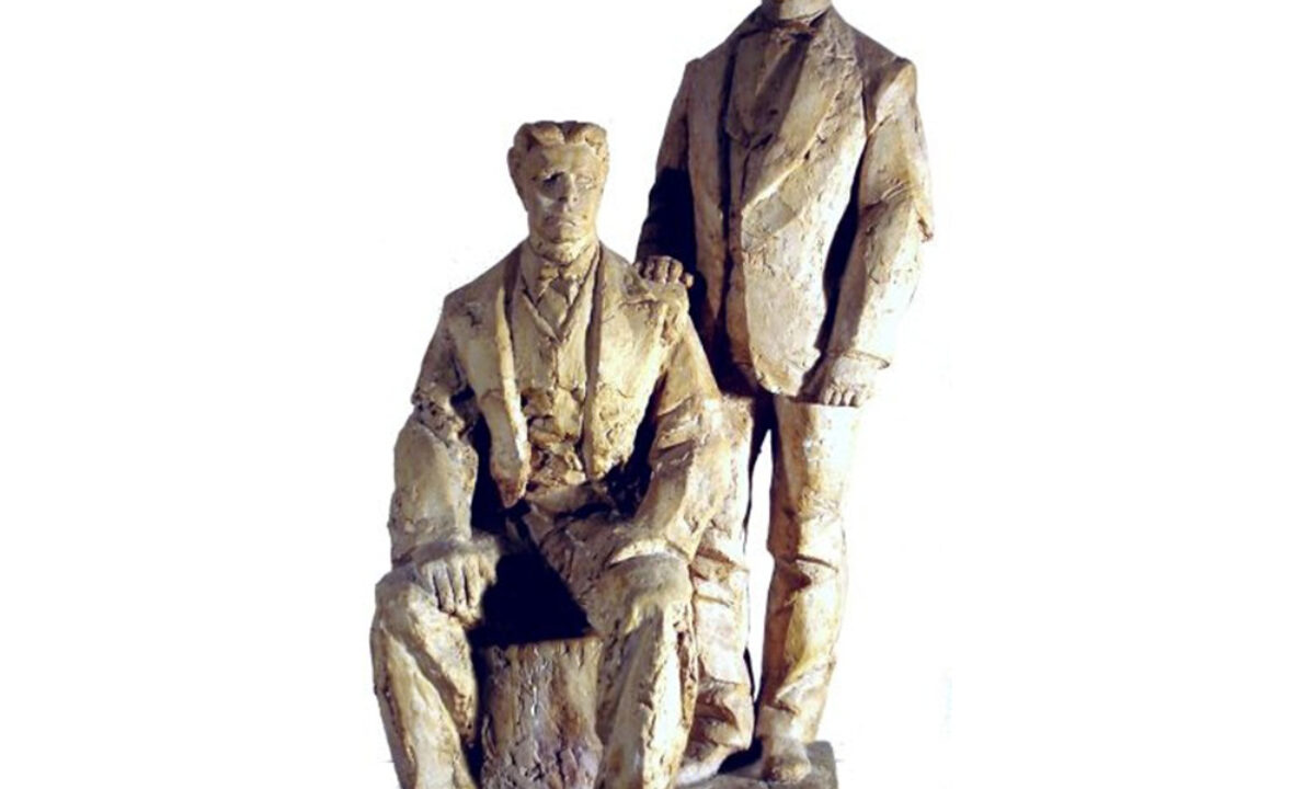 Със скулптура на Левски и Данаил Попов участва ХГ „Бешков“ в изложбата „Безсмъртието на българския дух
